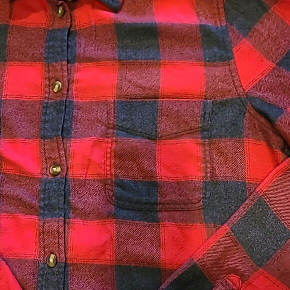 American‎ eagle outfitters womens black and red soft long sleeve button down - Picture 4 of 6